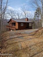 featured image of 220 Nellie Cir