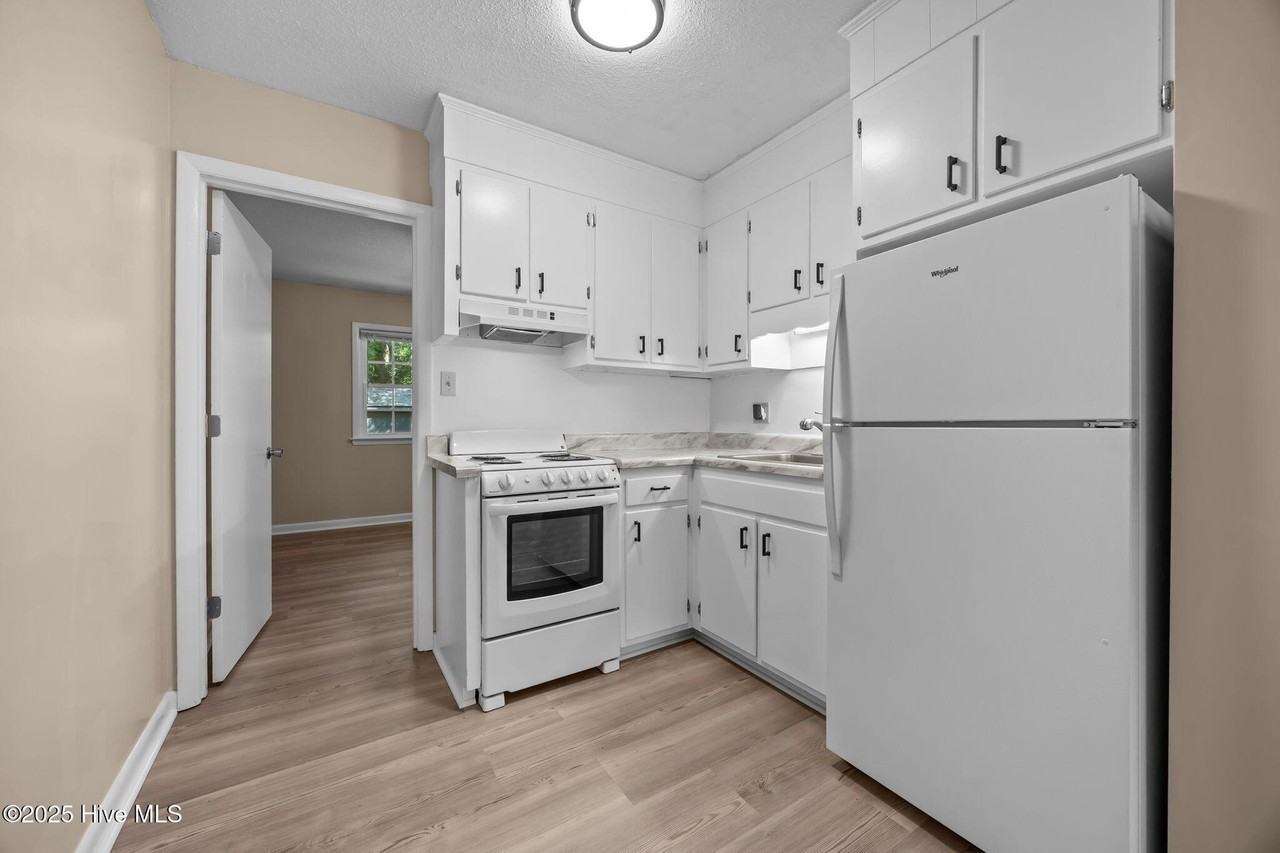 1190 Gould Rd #3 - Photo 7 of 19