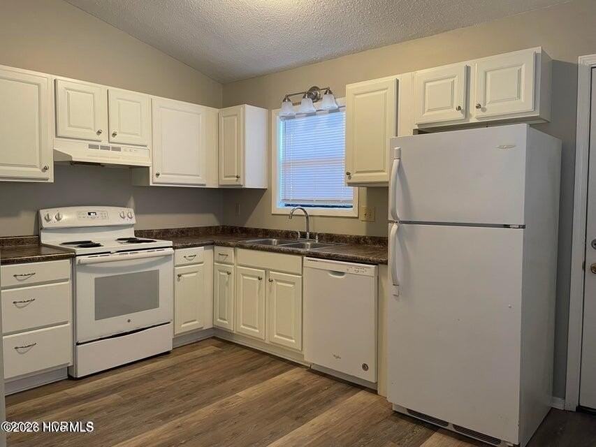 127 Twinwood Dr - Photo 4 of 14
