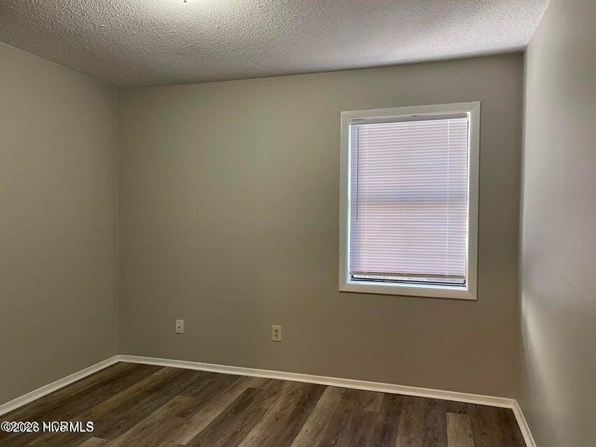127 Twinwood Dr - Photo 7 of 14