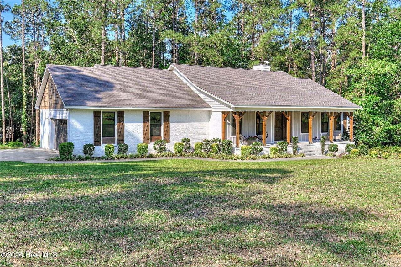 1006 Tamarack Dr - Photo 2 of 50