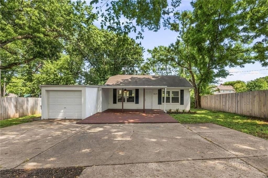 5529 Outlook St - Photo 7 of 33