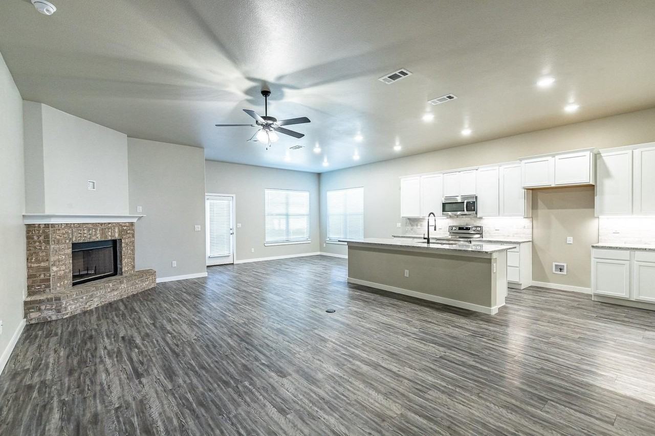 7528 98th Pl - Photo 6 of 42
