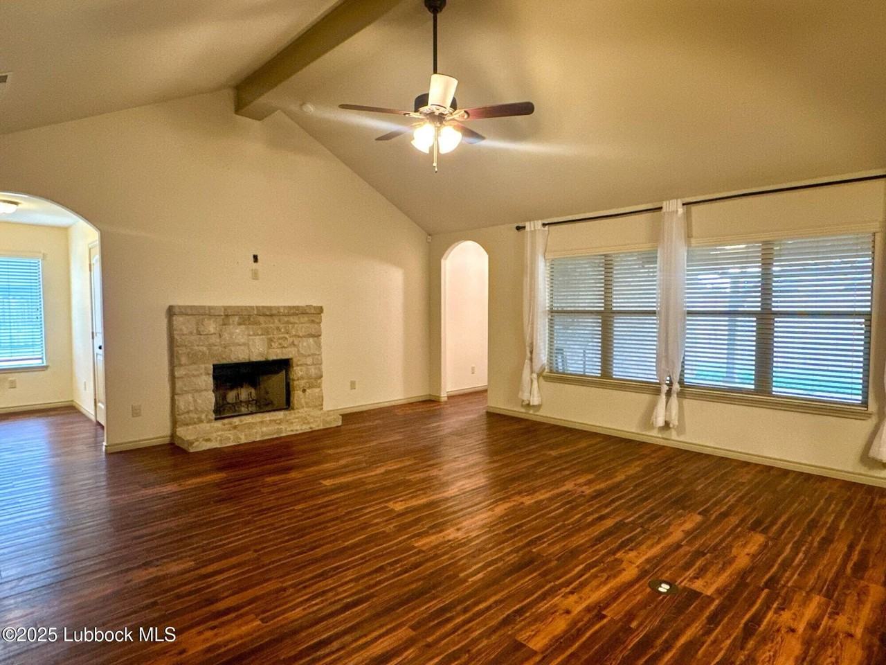 3001 112th St - Photo 3 of 18