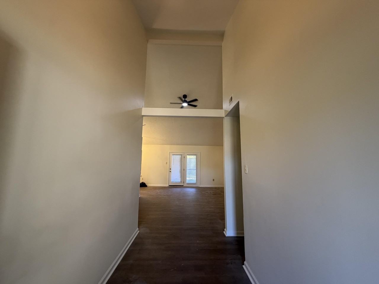 1584 Springfield Dr - Photo 3 of 22