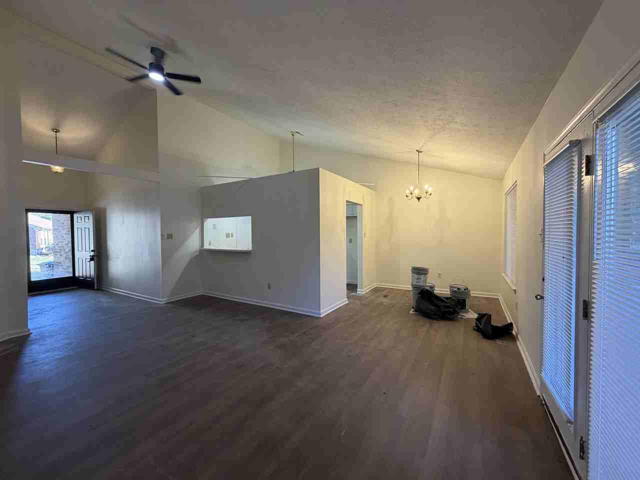 1584 Springfield Dr - Photo 6 of 22