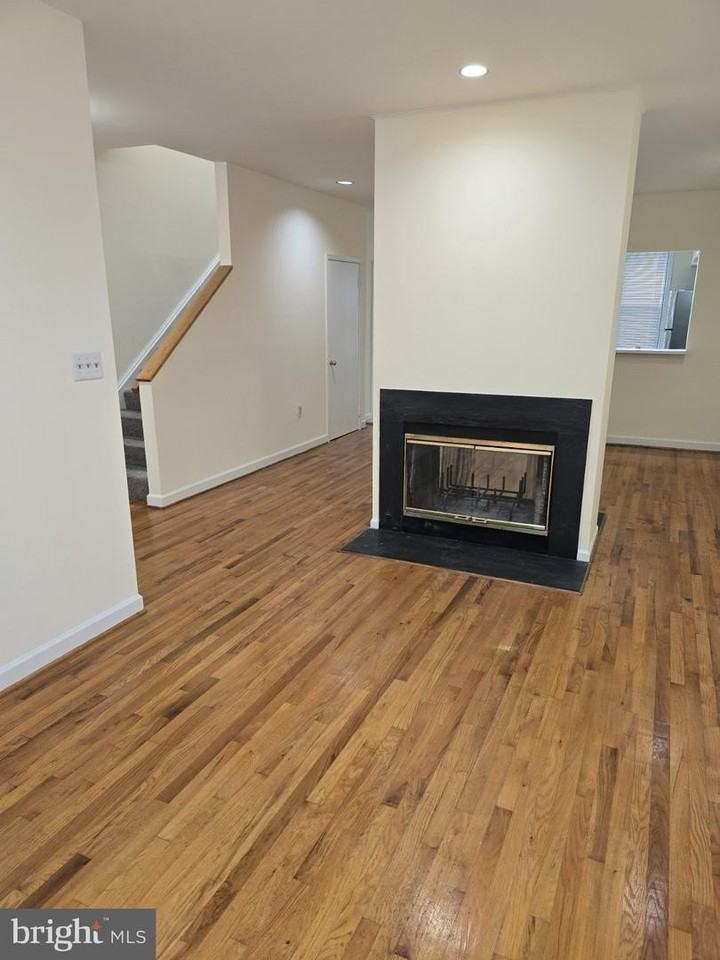 706 10th St Ne - Photo 3 of 18