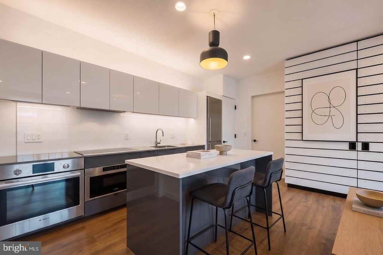 57 N St Nw - Photo 4 of 44