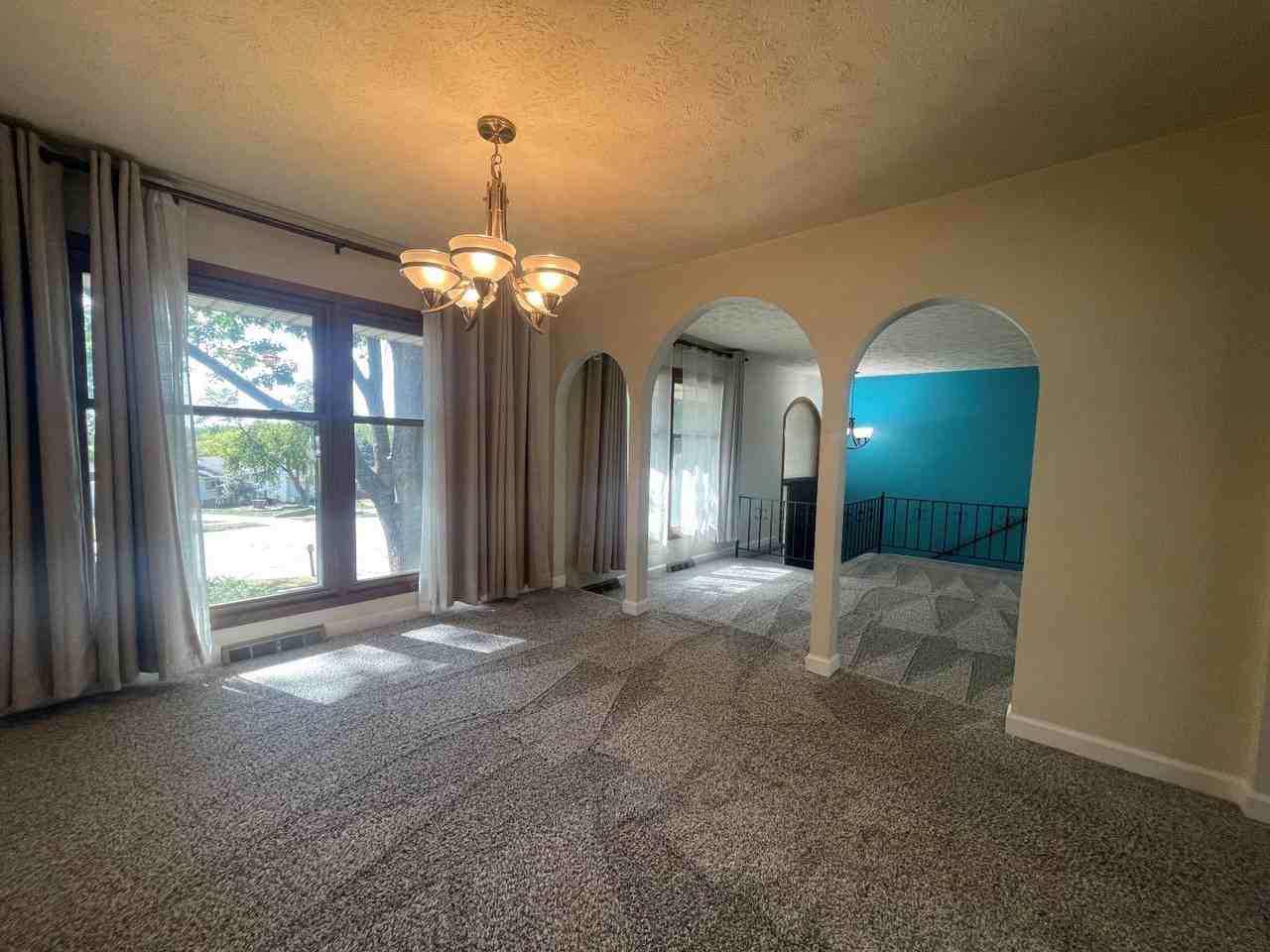 2802 Mars Cir - Photo 7 of 15