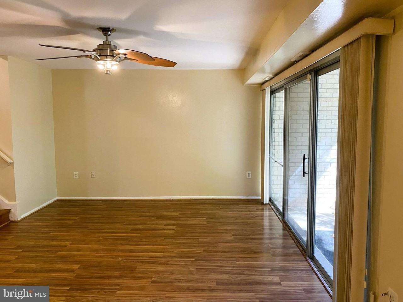 14450 Parkvale Rd - Photo 4 of 15