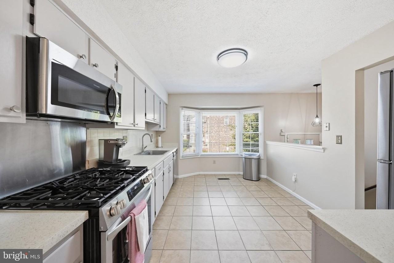 11621 Cosca Park Dr - Photo 5 of 25