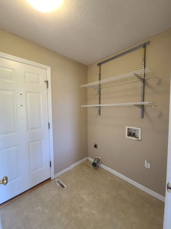 914 Switchgrass Ln - Photo 6 of 24