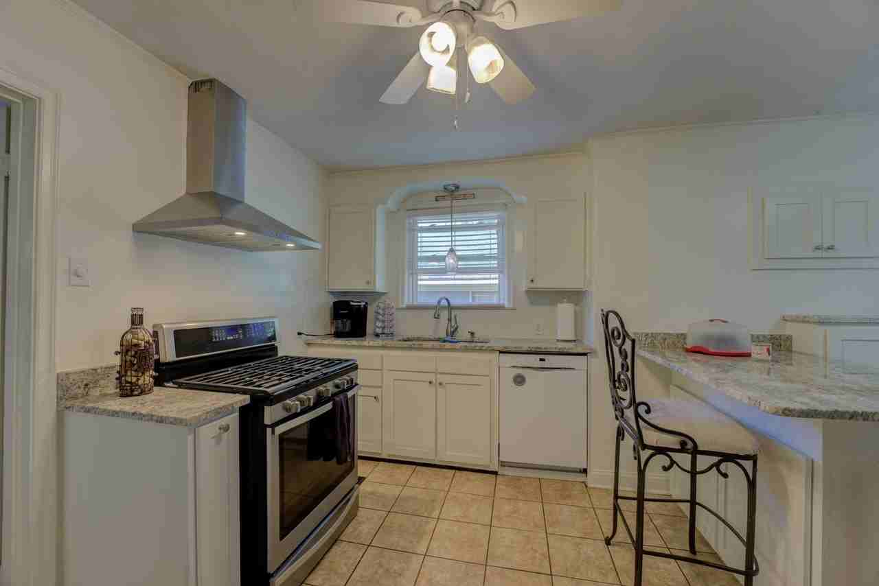 3554 Autumn Ave - Photo 5 of 11