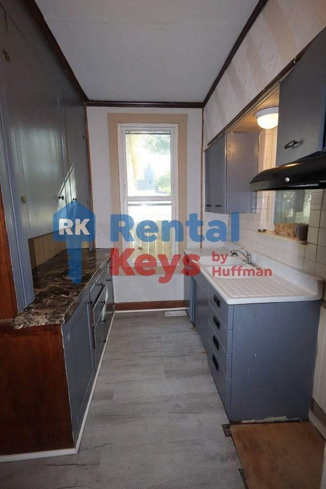111 E Louisiana St - Photo 6 of 16