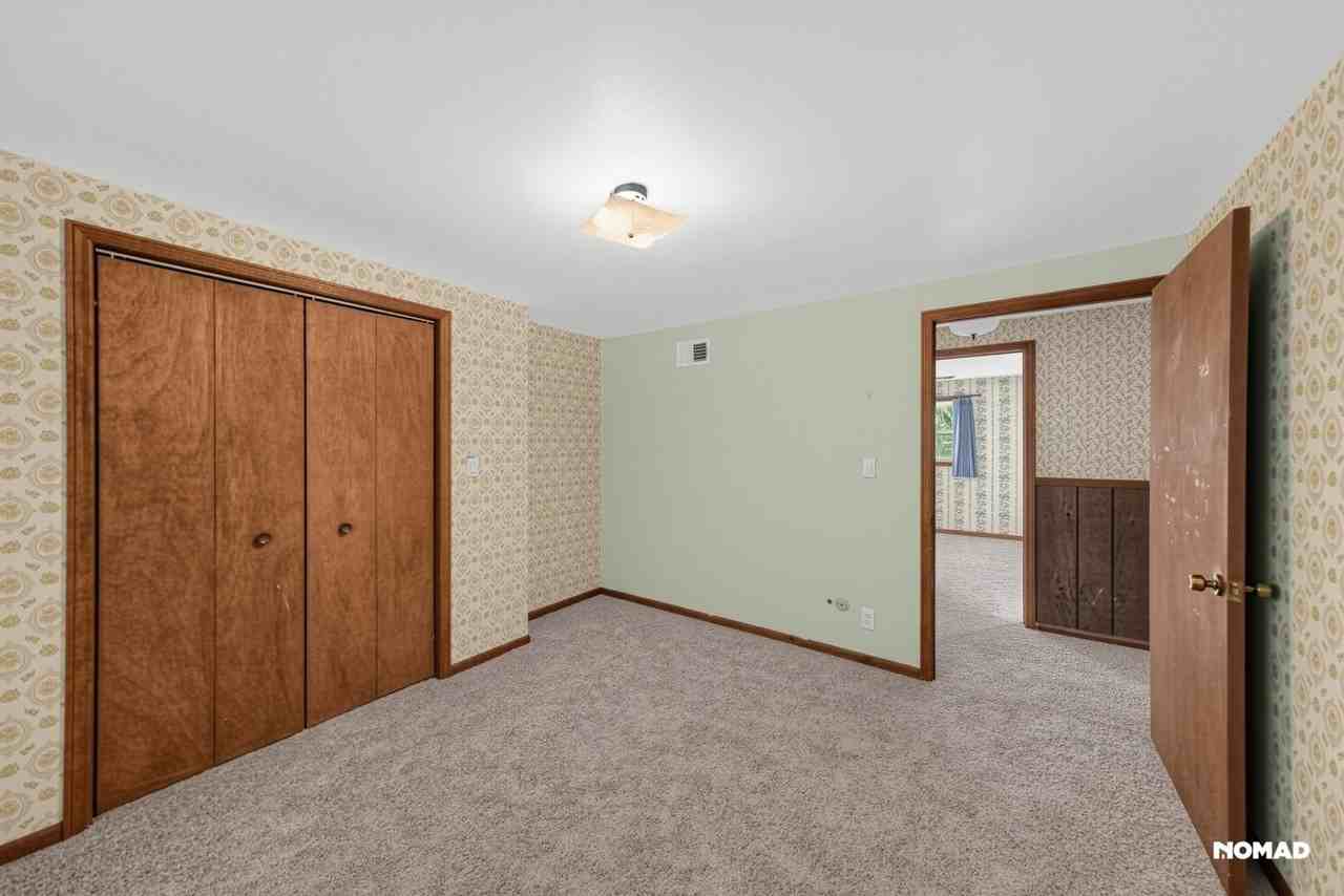 6294 Woodward Ave - Photo 6 of 12