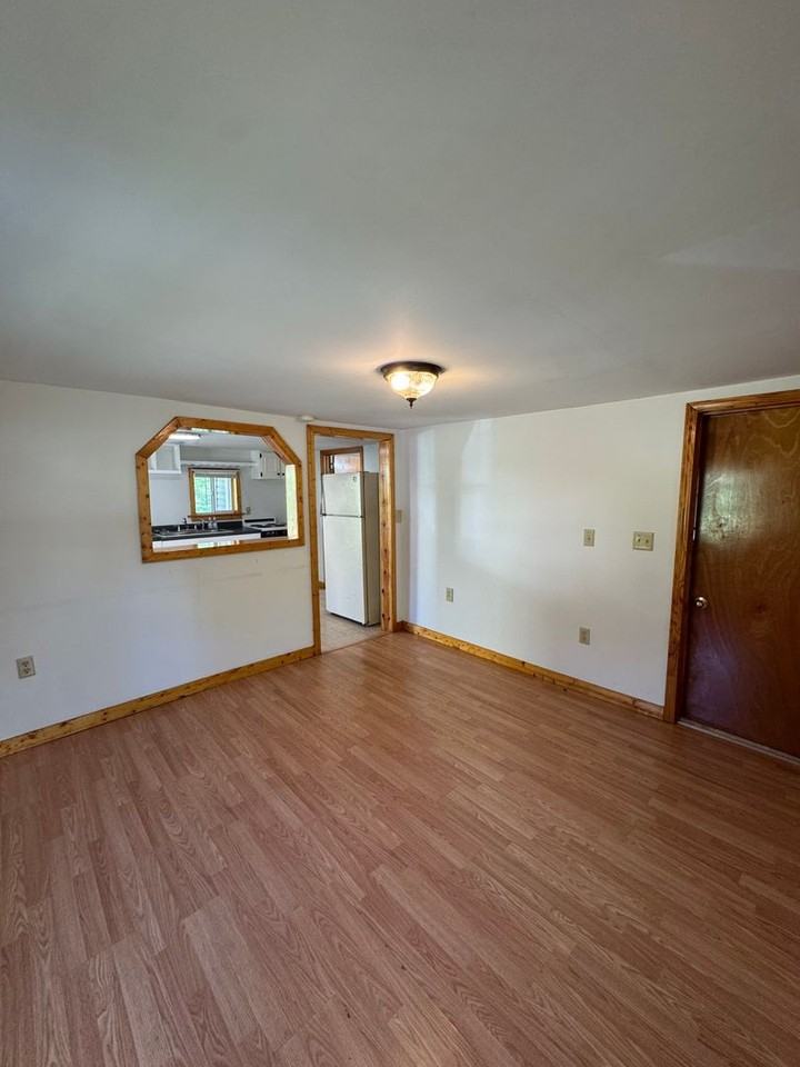 320 Small Cir - Photo 5 of 13