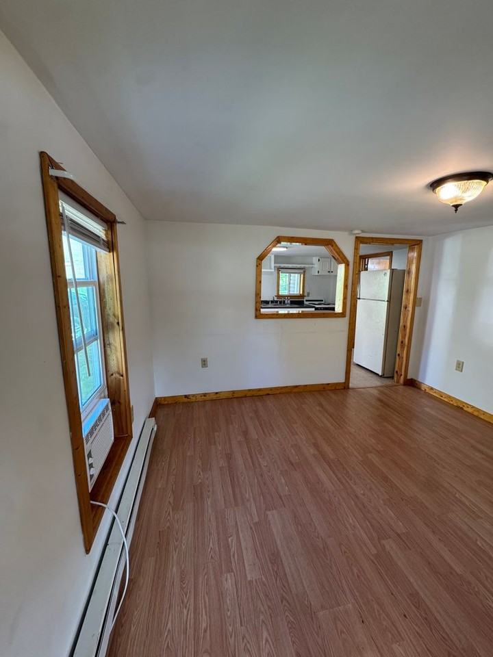 320 Small Cir - Photo 6 of 13
