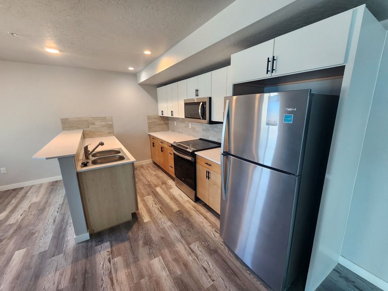 1906 Sunny Ridge Rd - Photo 5 of 29