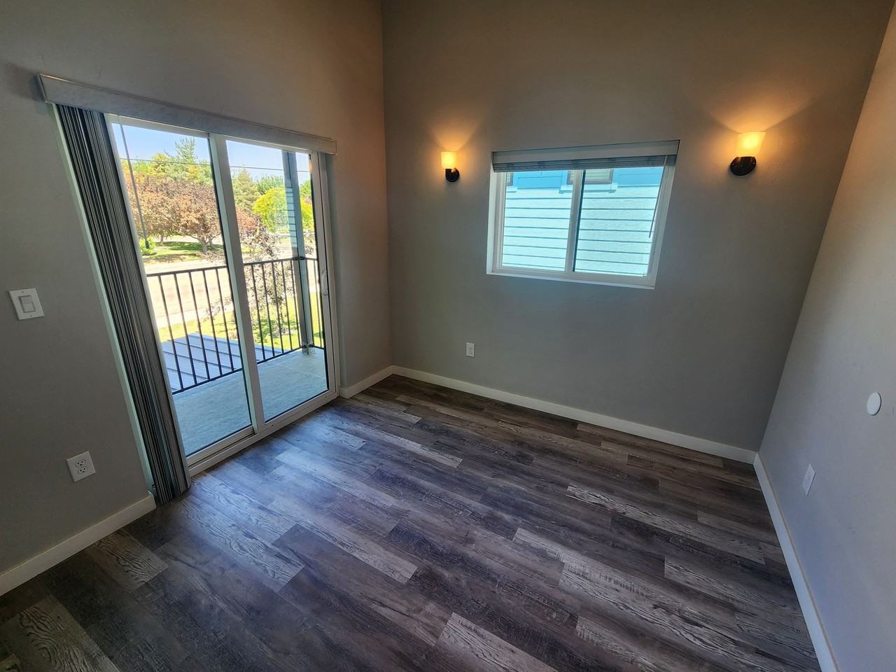 1906 Sunny Ridge Rd - Photo 7 of 29