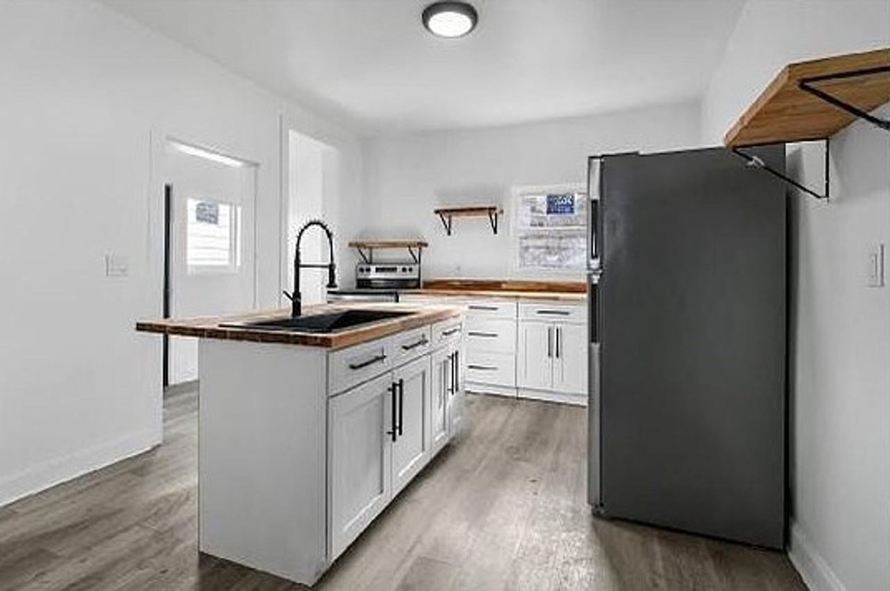 228 E 16th Ave - Photo 2 of 15