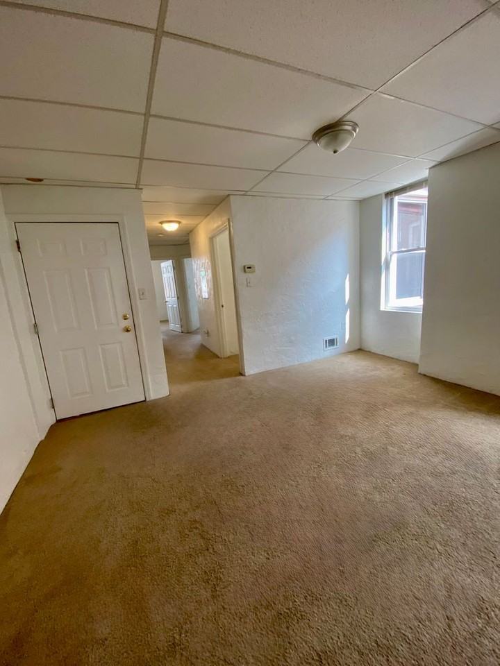 3617 Dawson St - Photo 4 of 49