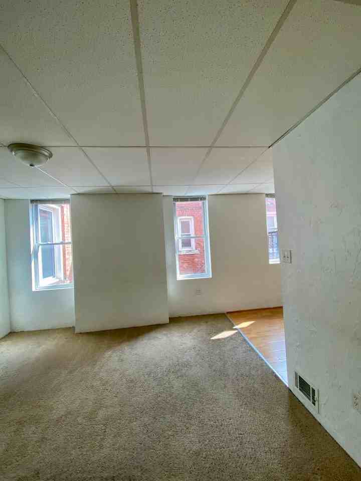 3617 Dawson St - Photo 5 of 49