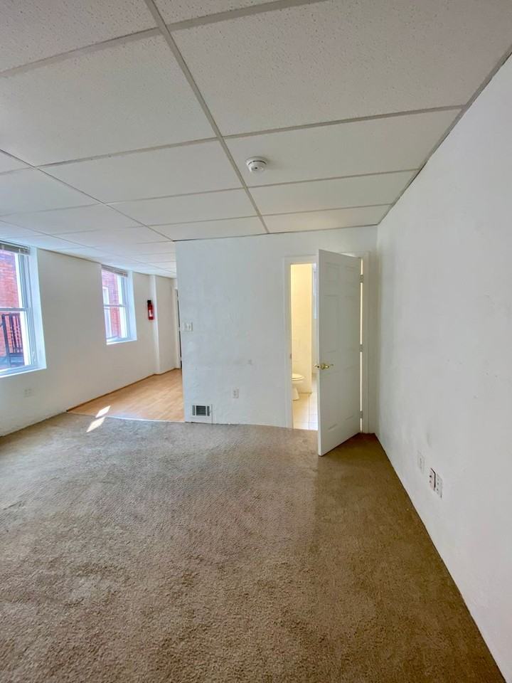 3617 Dawson St - Photo 6 of 49