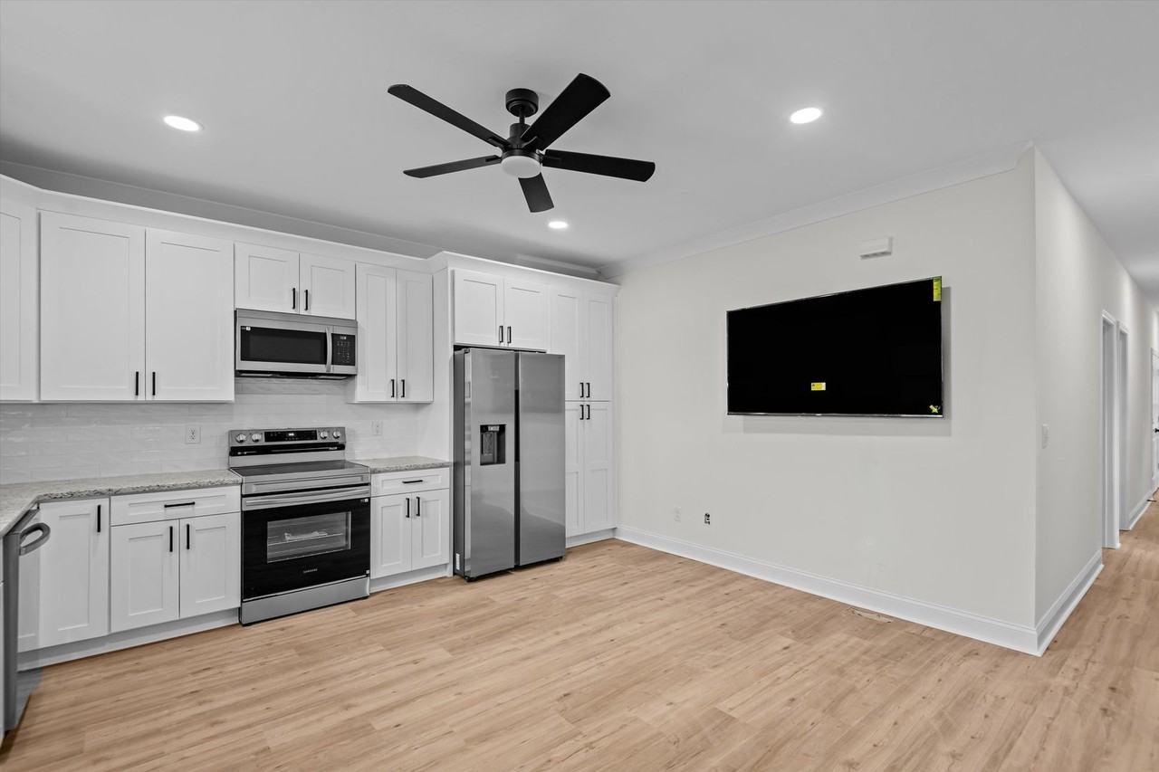1318 House St #A - Photo 4 of 20
