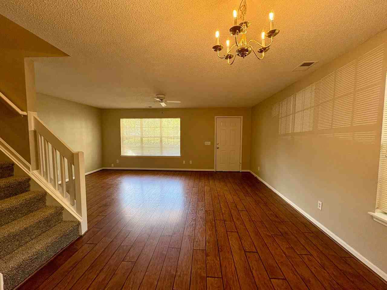 9115 Exbury Ct - Photo 7 of 20