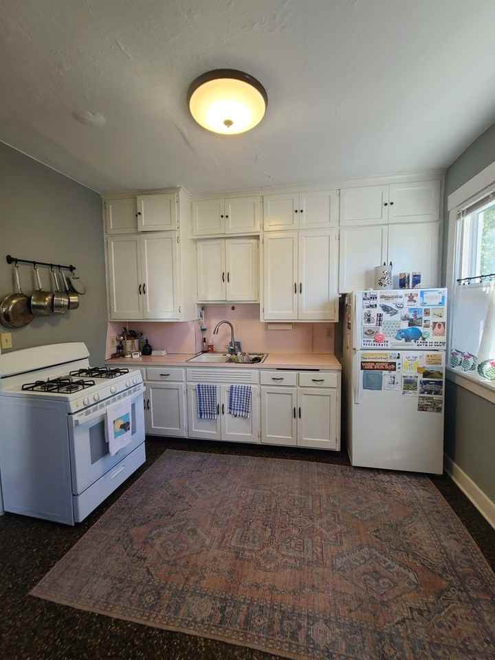 609 S Prairie St - Photo 7 of 20