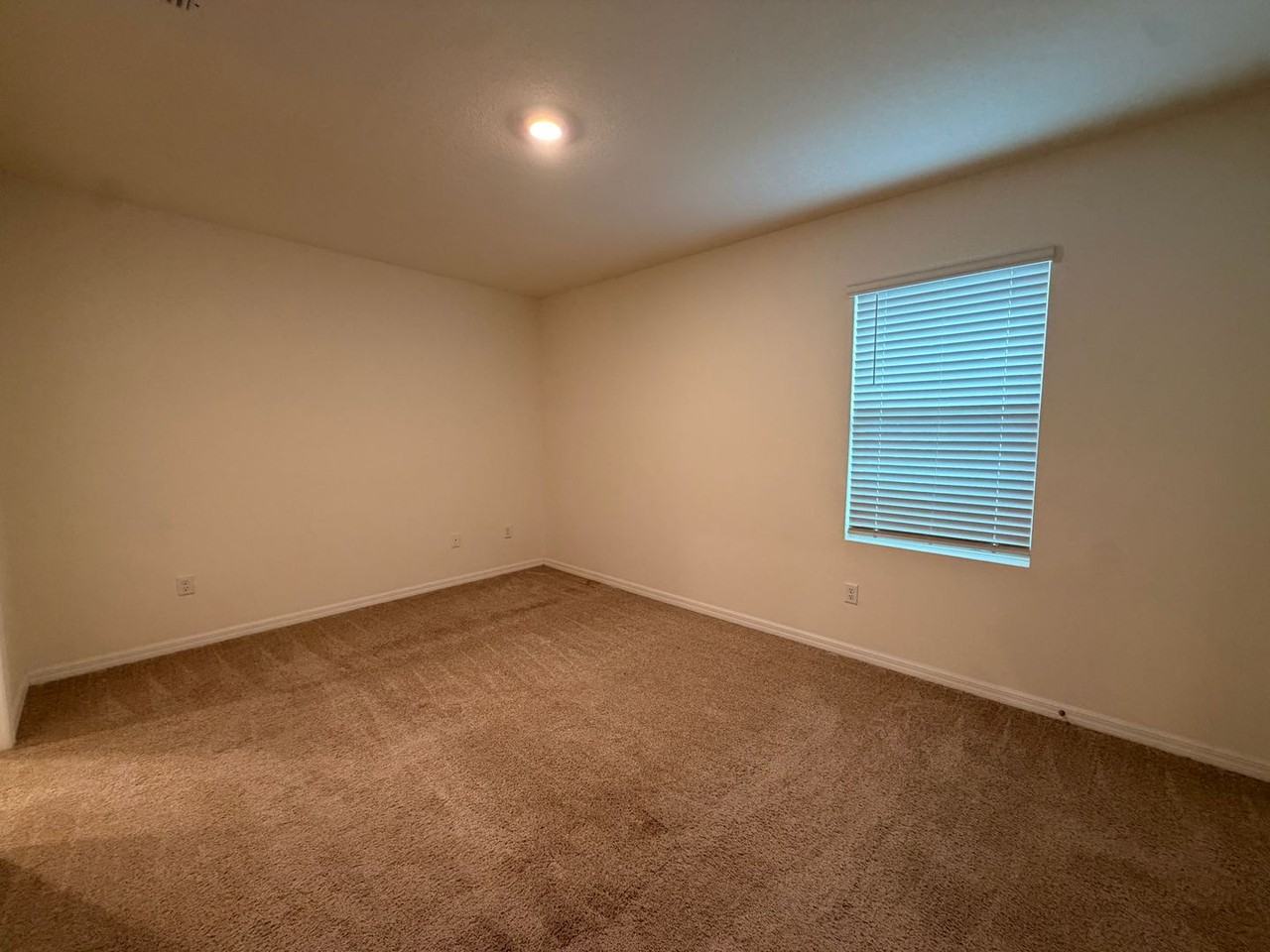 148 Reena Dr - Photo 7 of 16