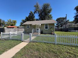 featured image of 216 S Duncan St