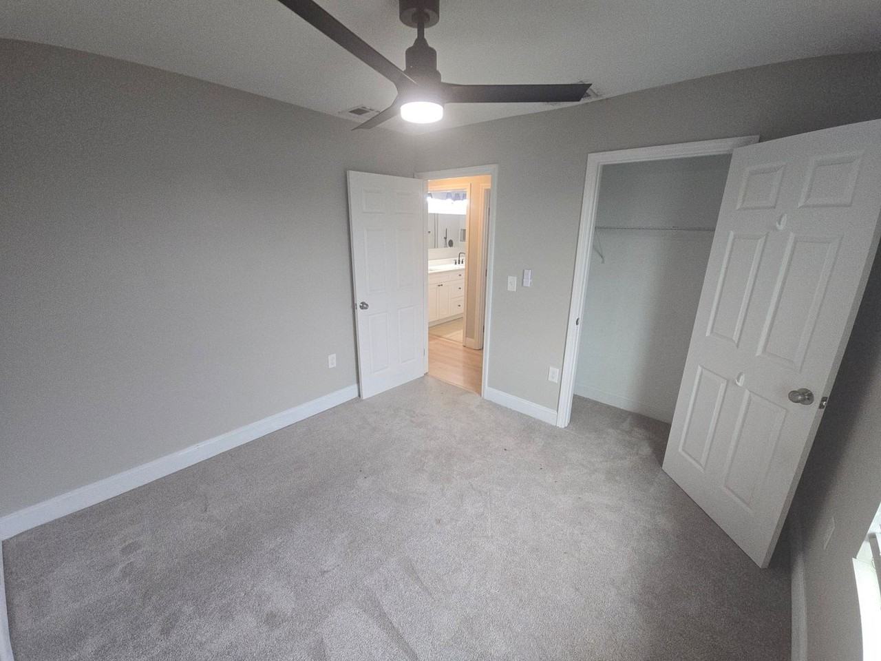 927 Culbreath Green Ct - Photo 4 of 46