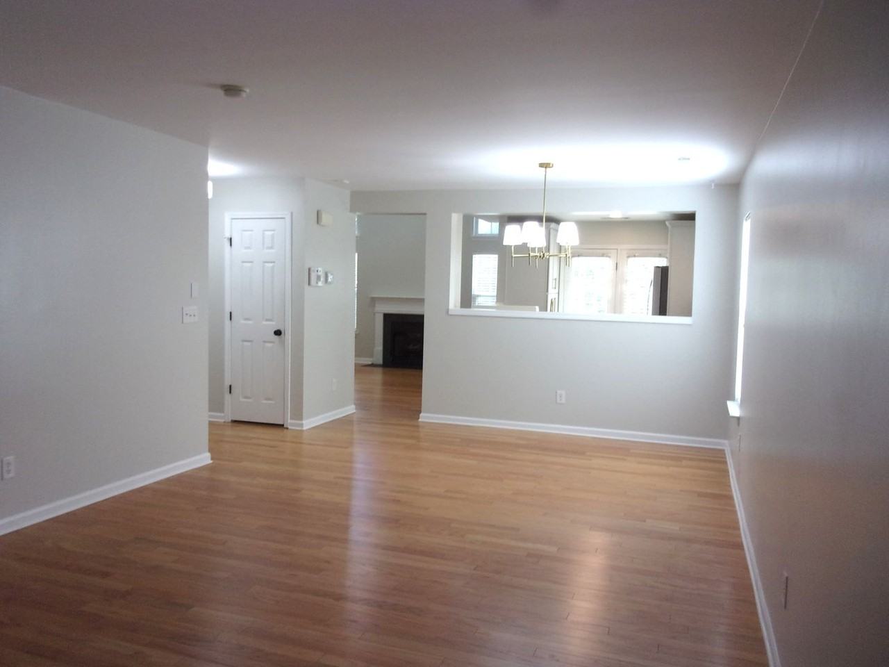790 Rock Lake Gln - Photo 4 of 30