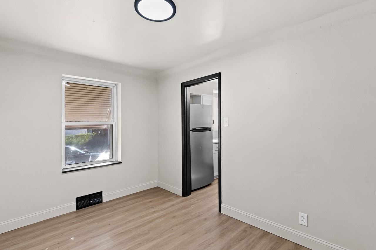 4657 Pennsylvania Ave - Photo 4 of 28