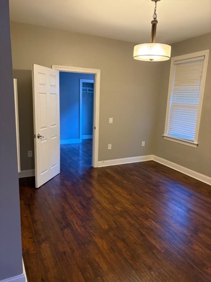 428 N Taylor Ave - Photo 2 of 13