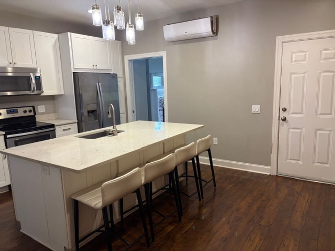 428 N Taylor Ave - Photo 3 of 13
