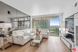 13700 Marina Pointe Dr #925 - Photo 6 of 8