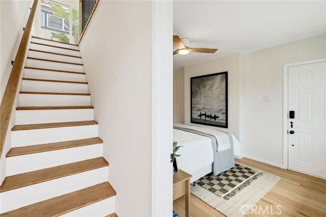 424 36th Pl - Photo 3 of 8