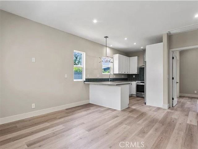 738 Center St #C - Photo 2 of 8