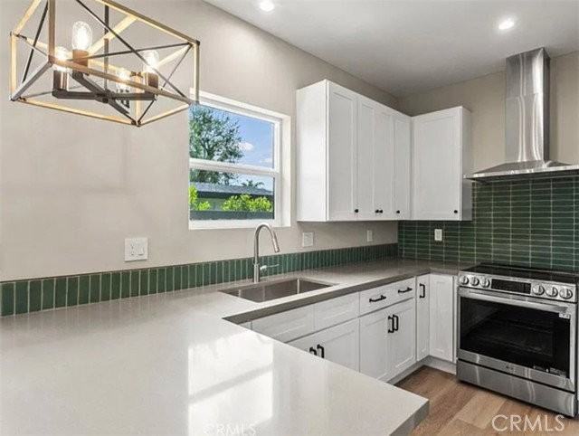 738 Center St #C - Photo 6 of 8