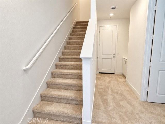709 Sonia - Photo 2 of 8