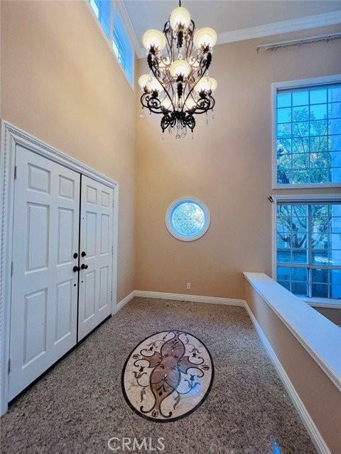 17 Halsey Ave - Photo 2 of 8