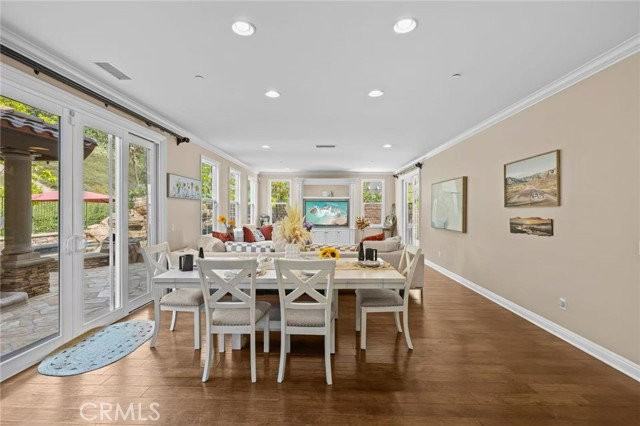 1009 Newhall Ter - Photo 5 of 8