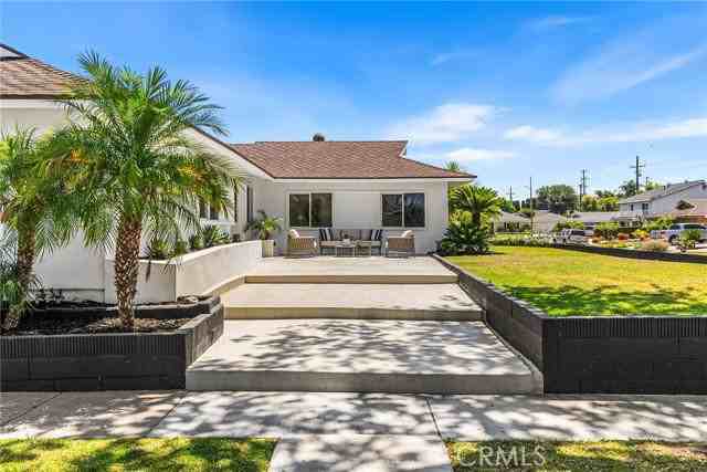 4922 Torida Way - Photo 2 of 8