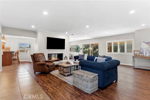 1418 Longview Dr - Photo 3 of 8