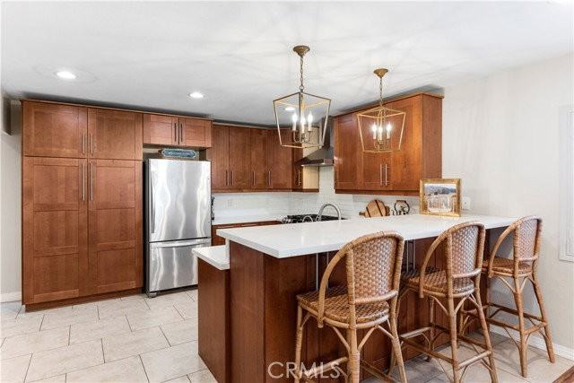 1418 Longview Dr - Photo 4 of 8