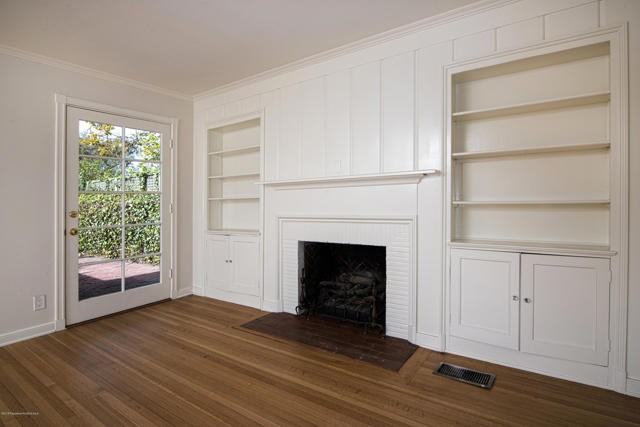 1087 S Los Robles Ave - Photo 3 of 8