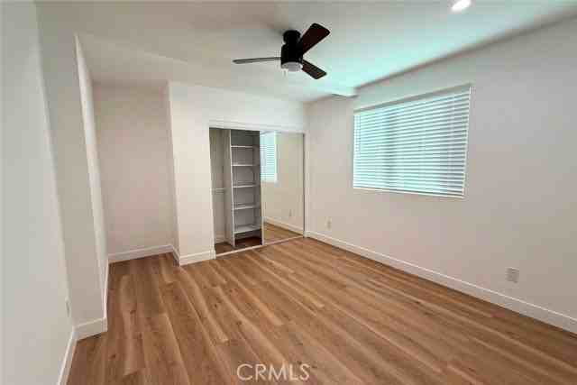 1828 N Kenwood St - Photo 3 of 8