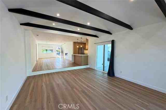 1828 N Kenwood St - Photo 5 of 8